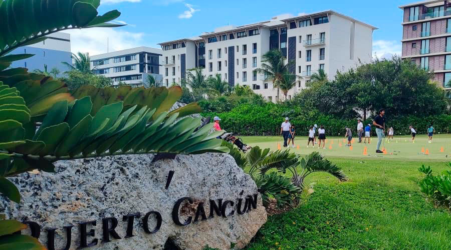 academias-golf-puerto-cancun